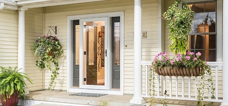screen door installation in West Whittier-Los Nietos