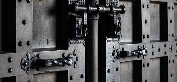 steel entry door repair in West Whittier-Los Nietos